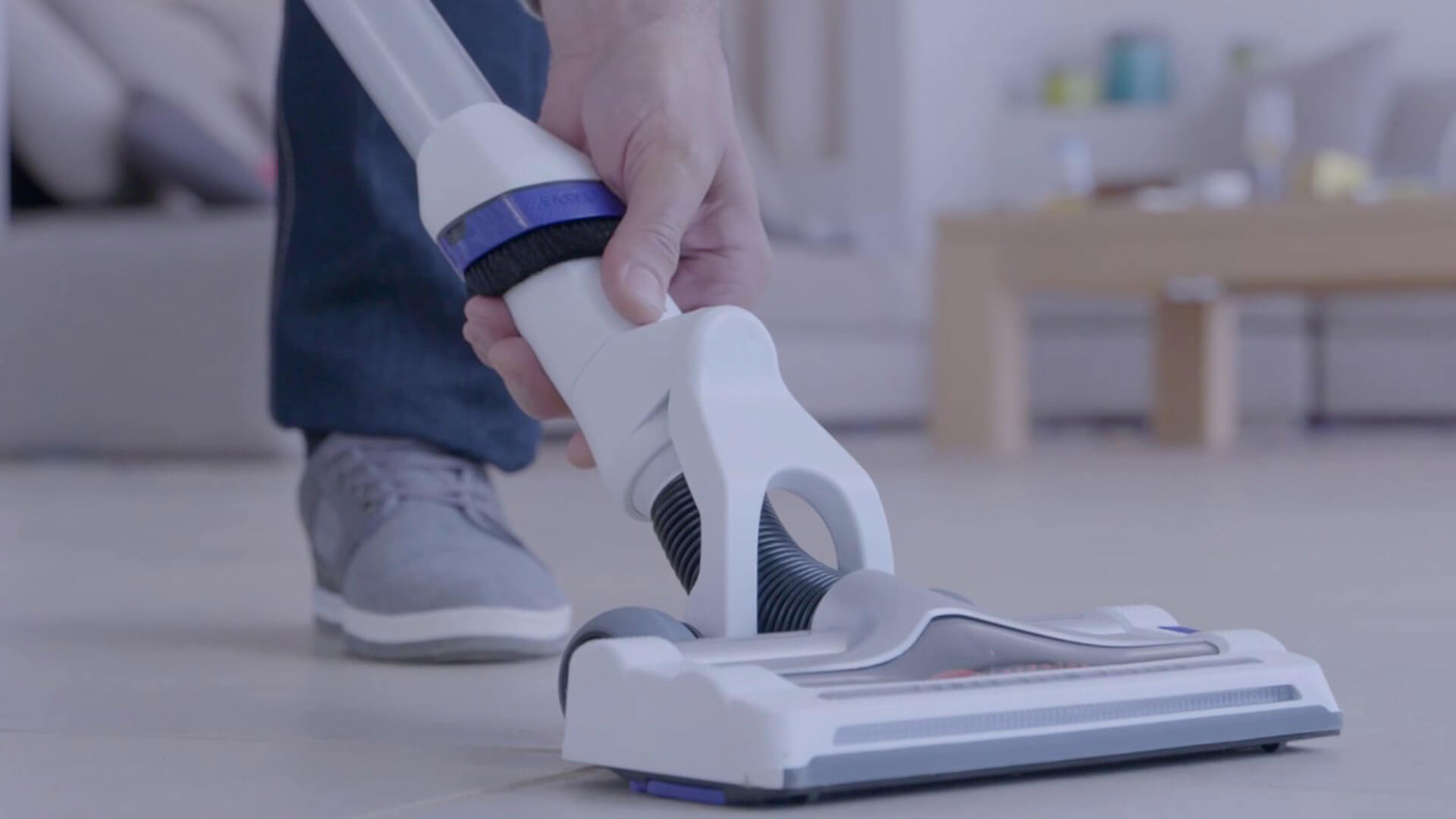 Rowenta Air Force 360 Behälter öffnet Nicht Rowenta Air Force 360 : notre avis sur le dernier né de la gamme Rowenta